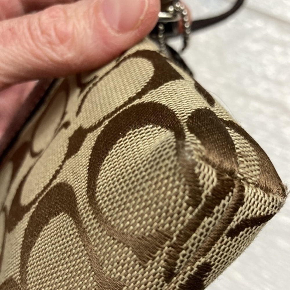Coach brown khaki signature c wristlet - Picture 8 of 13
